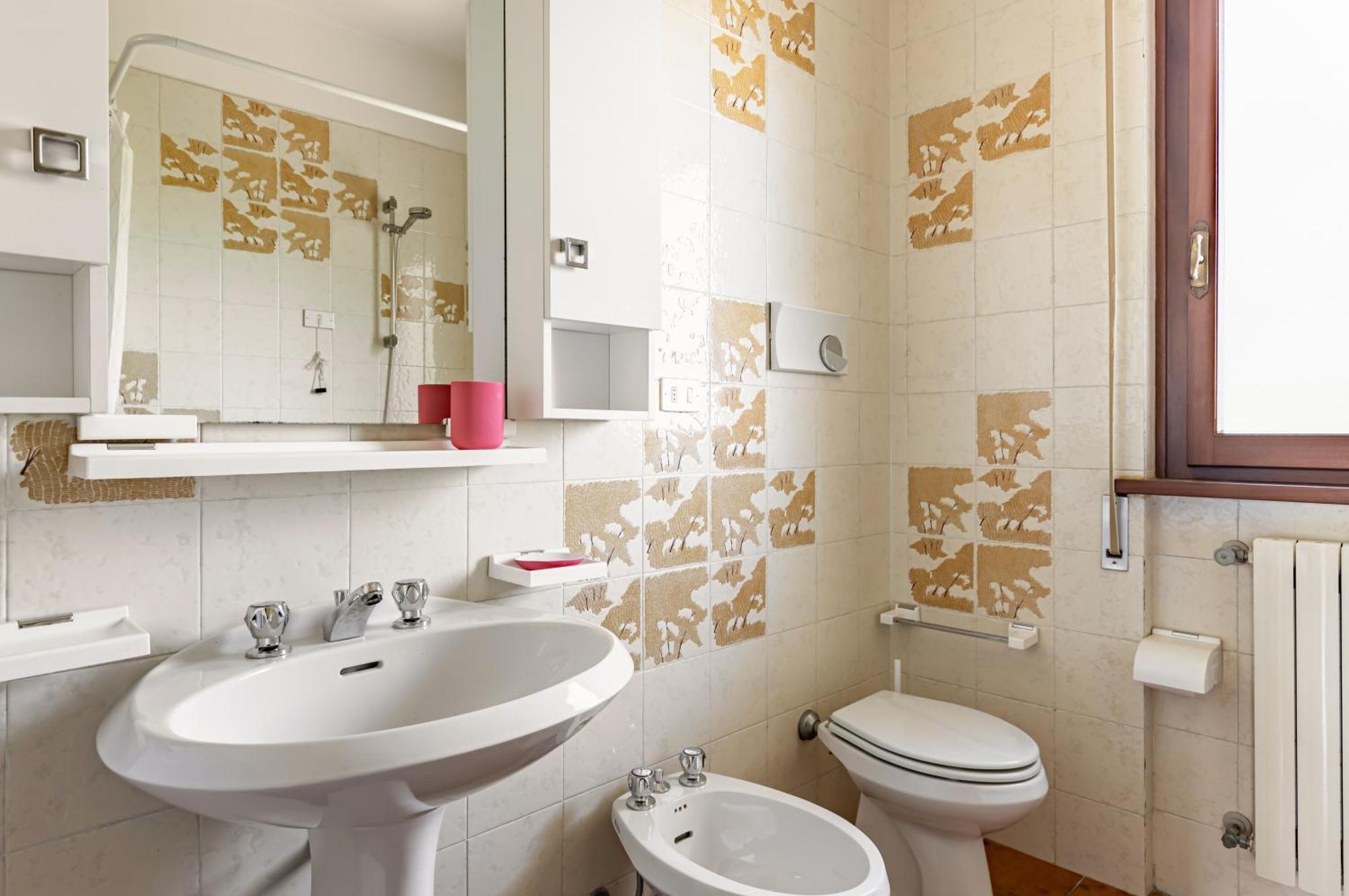 Comfy Apartment With Private Parking Near The Beach! В'яреджо Екстер'єр фото